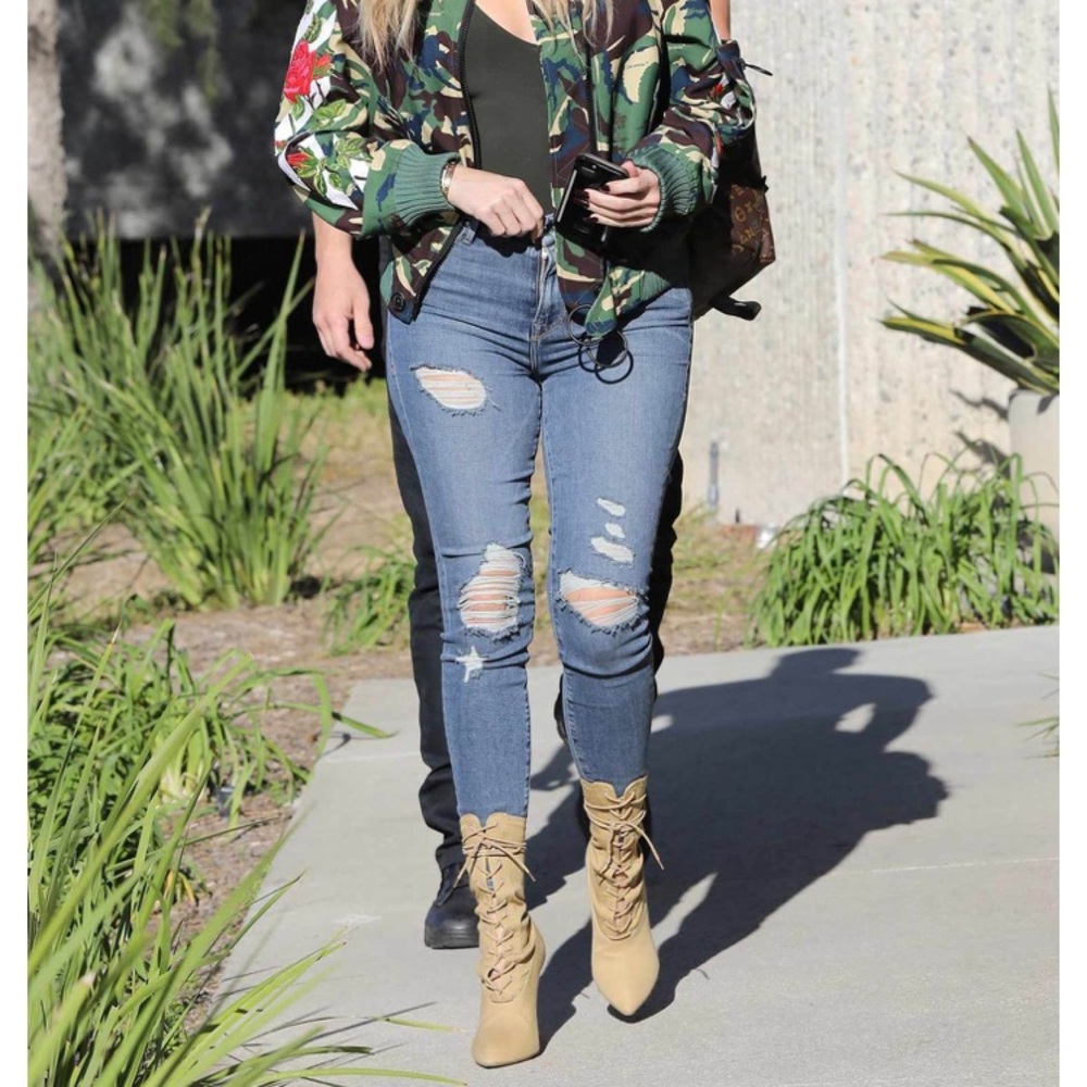 Good American Good Waist Ankle